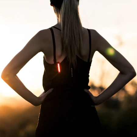 Knog plus lampka rowerowa tylna bieg.jpg