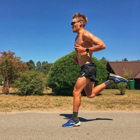 c3 plus run shorts kieszen bieganie.jpg