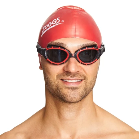 Zoggs predator flex polarized czerwone zawodnik.jpg